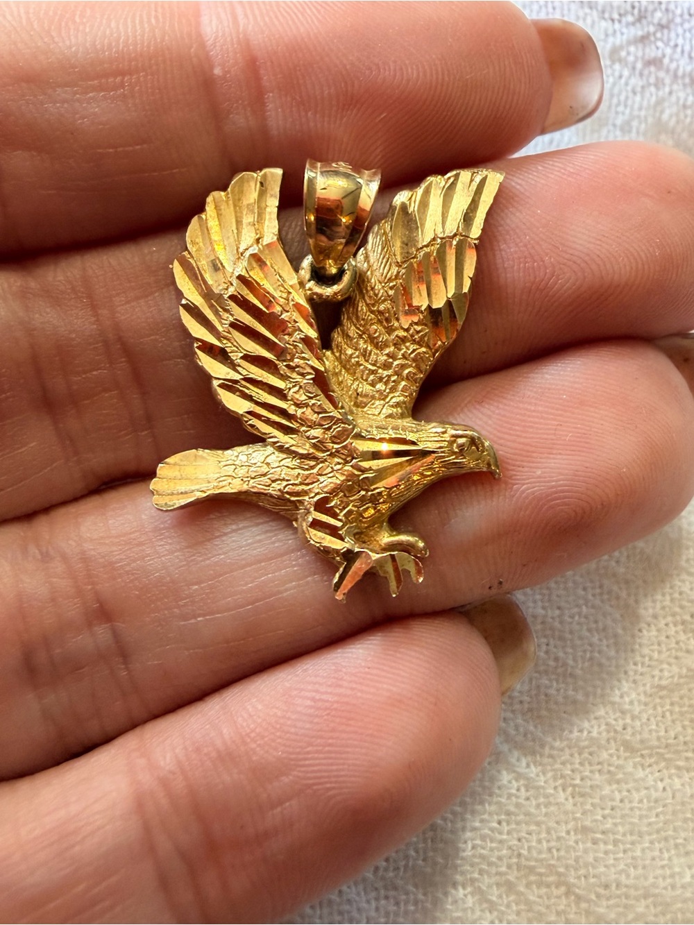 10k Gold Eagle Pendant Necklace